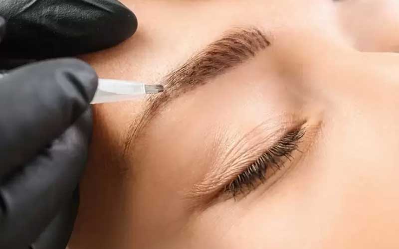 فیبروز ابرو چیست؟