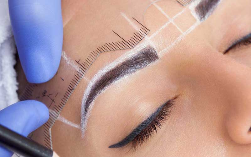 میکروبلیدینگ ابرو چیست؟